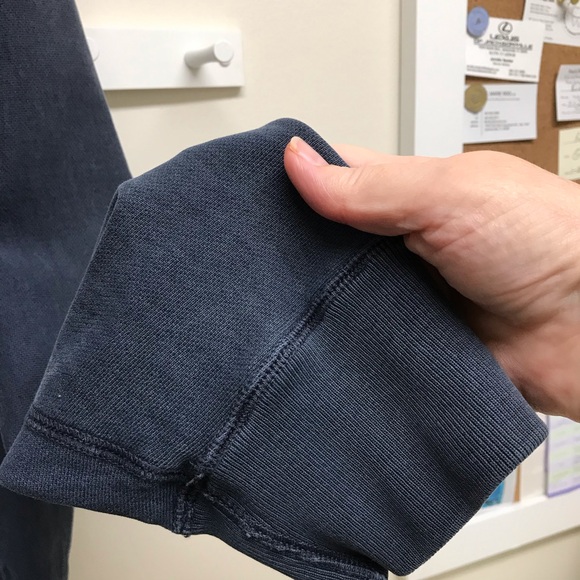 Men’s J Crew 100% Cotton Zip Up Hoodie - Picture 6 of 7